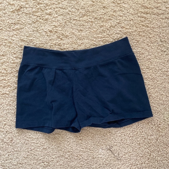 Brandy melville navy blue Madelyn shorts - Picture 4 of 4